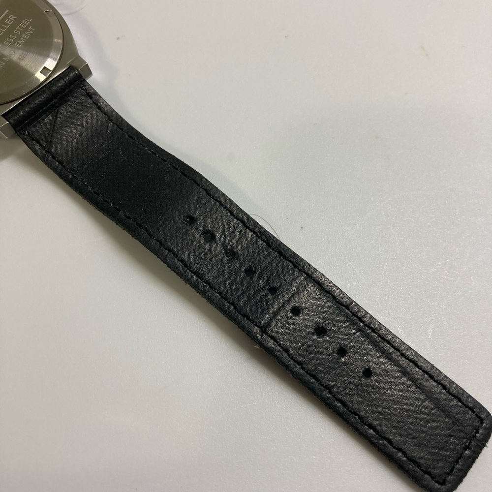 Nixon Silver and Black Watch - Picture 7 of 8